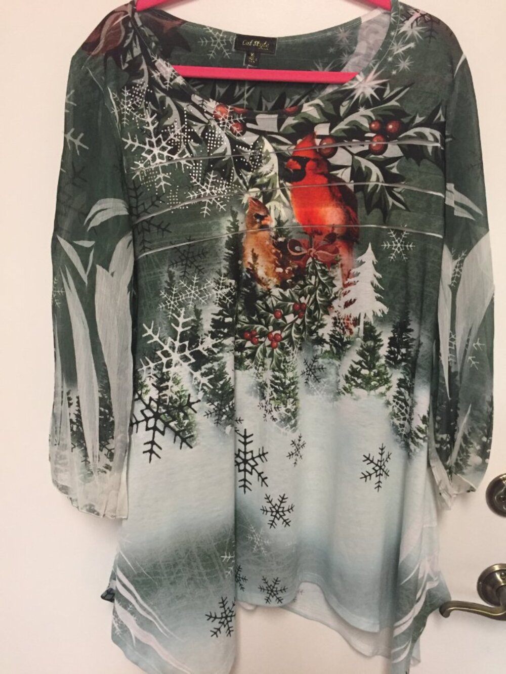 Beautiful Cal Style Womens Cardinal Holiday Beaded Sheer Sleeves Tunic. Sz. XL